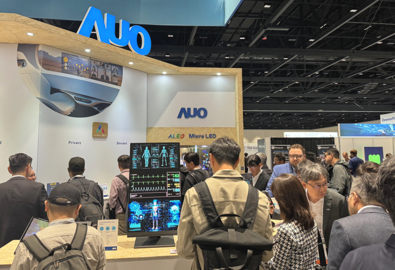 37000a威尼斯清亮环保理念的展位设计呼应永续实践，导入循环经济概念，贯彻3R（Reuse, Reduce, Recycle）策略，获”最佳中型展位奖”